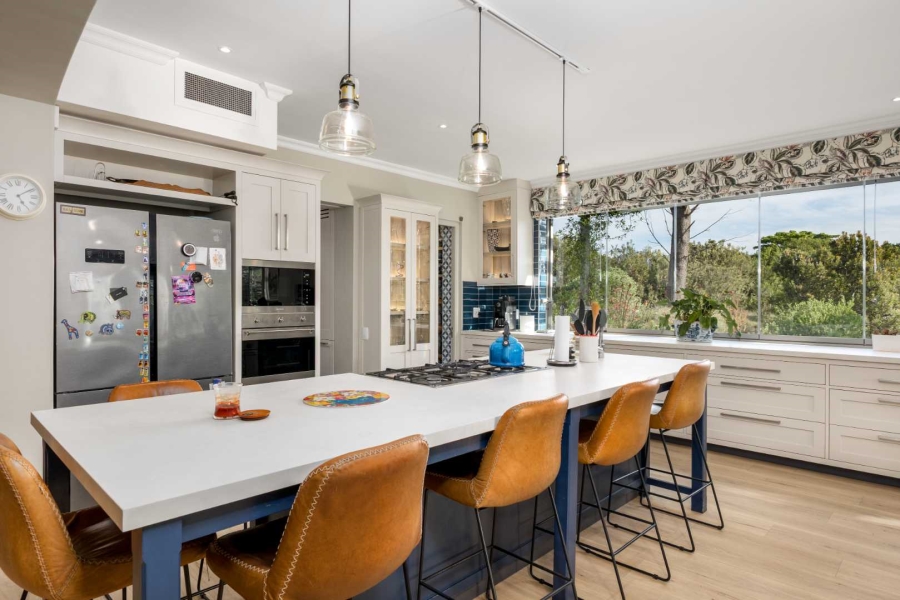 5 Bedroom Property for Sale in Val De Vie Estate Western Cape
